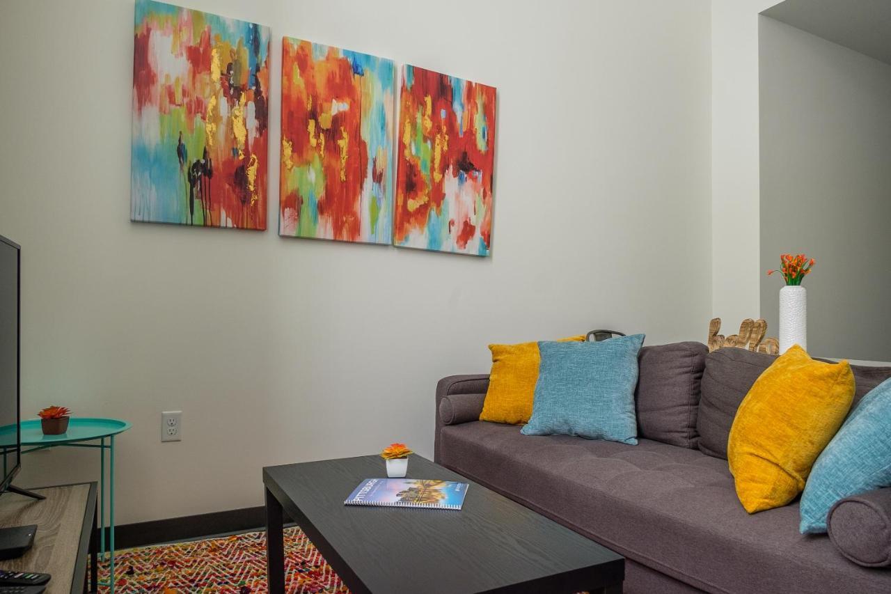 Apartments In Pittsburgh'S Cultural District By Frontdesk Pokoj fotografie