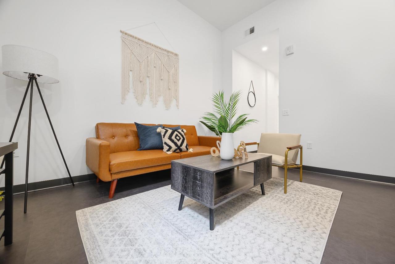 Apartments In Pittsburgh'S Cultural District By Frontdesk Pokoj fotografie